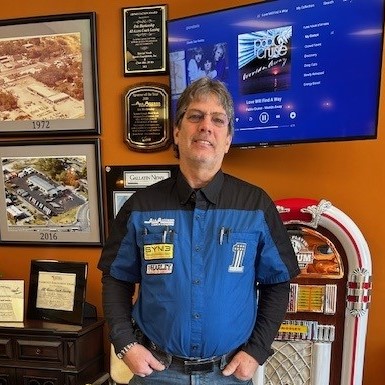 Jim BorelliShop Manager/Co-Owner